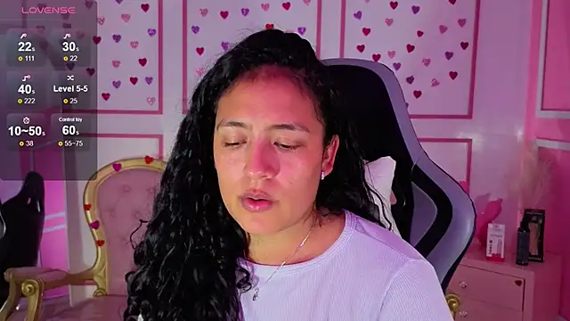 tamara_brown_t's cam snapshot