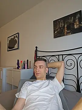 nickdtr23's cam snapshot