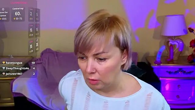 Viola_Rayden's cam snapshot