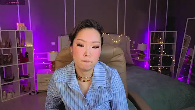 ElinaMotion's cam snapshot