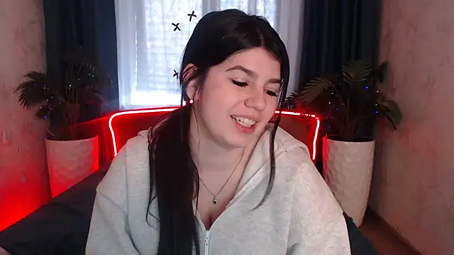 KisaModel's cam snapshot