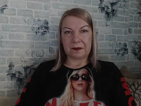 Lillia_Ray's cam snapshot