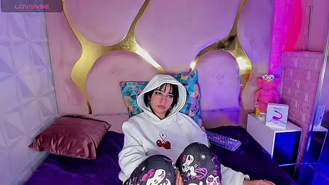 NaniiSisy's cam snapshot