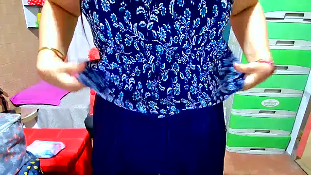 Ugly-Filipina's cam snapshot