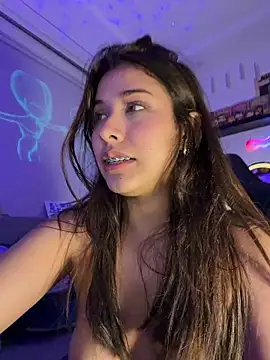 crystal_bunny7 live sex cam