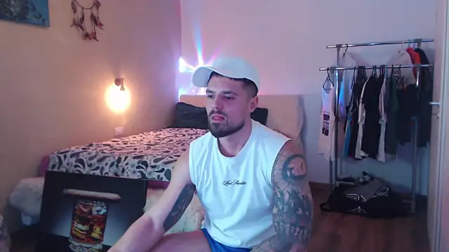 Tiberius_hunk live sex cam