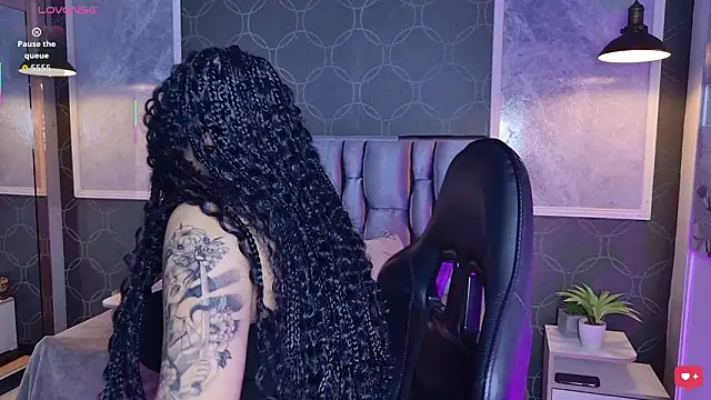 janetteJones_'s cam snapshot