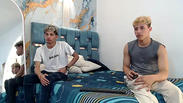 YOUNG_GUYS1 live sex cam