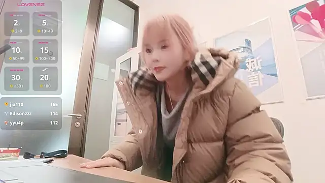 KKMM168 live sex cam