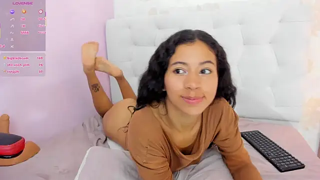 SARAH_KEYS4's cam snapshot