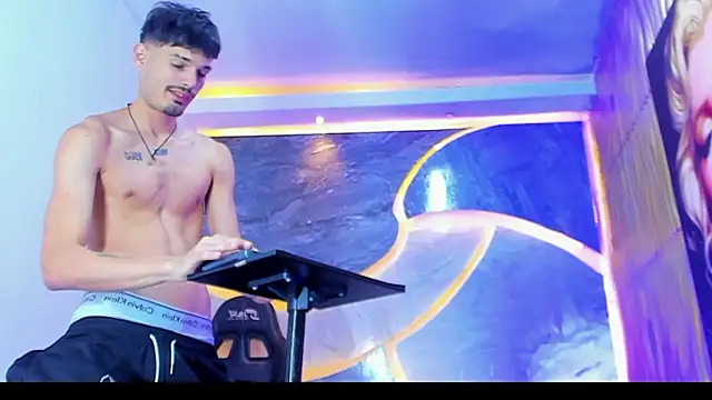 Iam_Steven's cam snapshot