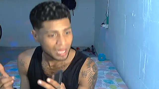 AXionX's cam snapshot