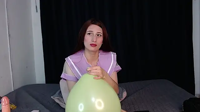 lunaember_cs's cam snapshot