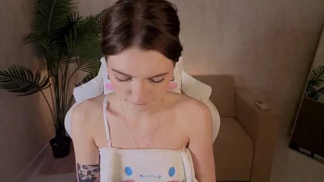 Ellya_me live sex cam