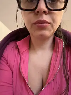 ladywithbigass live sex cam