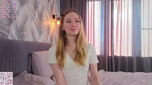 ElvinaRose live sex cam