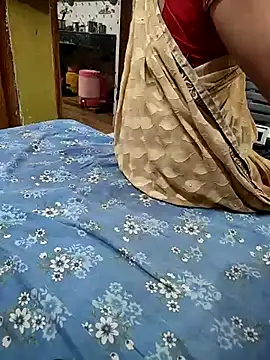 COUPLLE_VILLAGE live sex cam