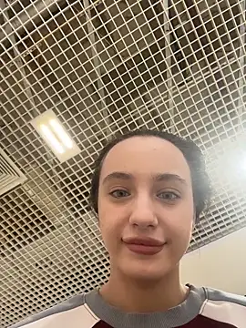 MiaTee's cam snapshot