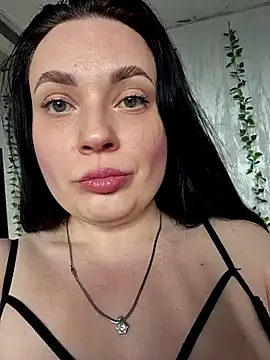 Yesss_Lilith live sex cam
