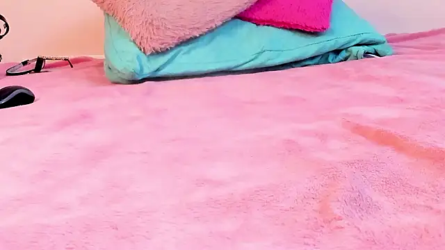 Julieta_J's cam snapshot