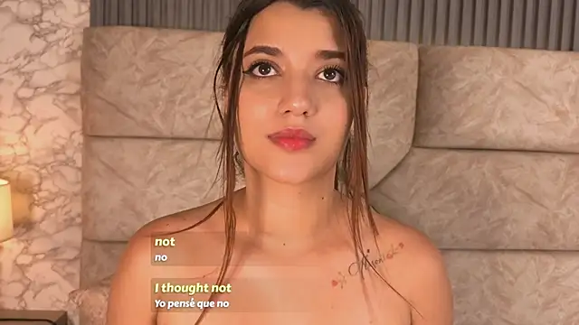 violett_fowlerxx's cam snapshot