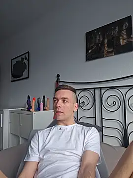 nickdtr23 live sex cam