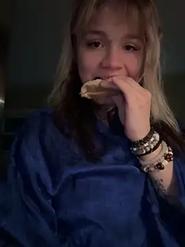 Cutiepiespanks live sex cam