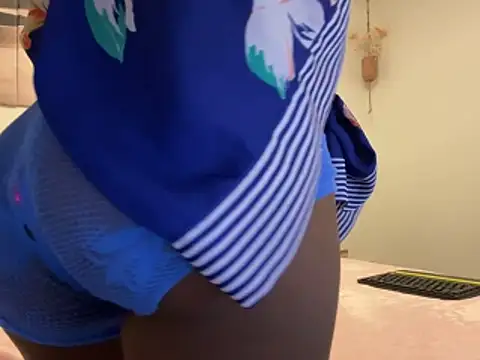 NadiaBanks live sex cam