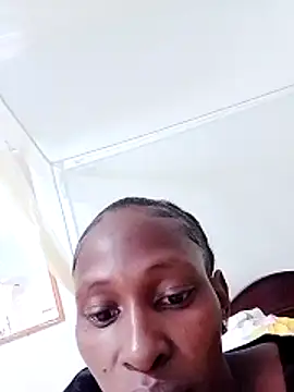 LOVELY-2BERRY's cam snapshot