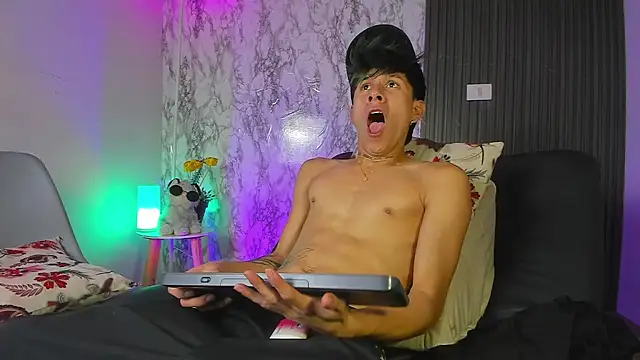 Jake_beach_ live sex cam