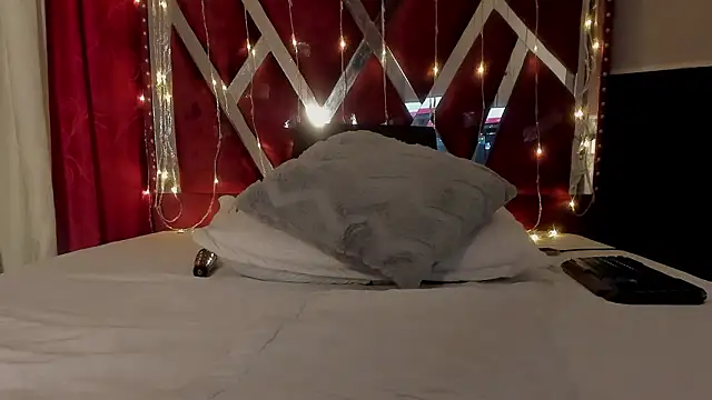 MicaelaHot_'s cam snapshot