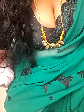 Tamil_Ammani's cam snapshot