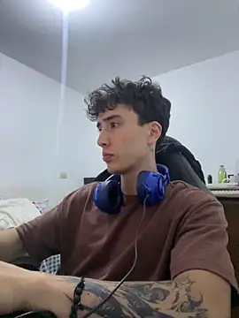 gojo_satoru_18 live sex cam