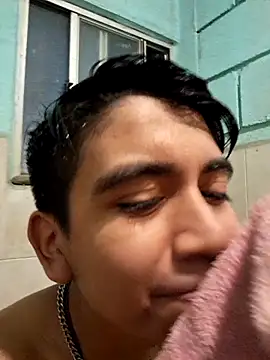 ElGiyuu25 live sex cam