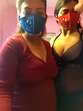 Wlid_HotCouple's cam snapshot