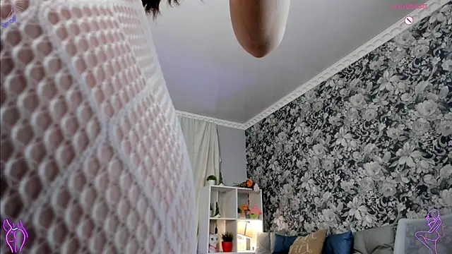 Katy_Midocalm live sex cam