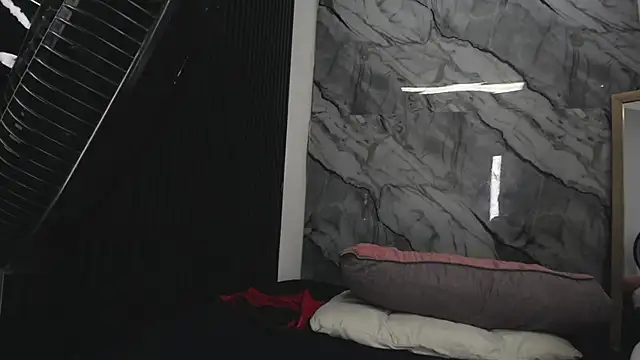 linda-Clemont's cam snapshot