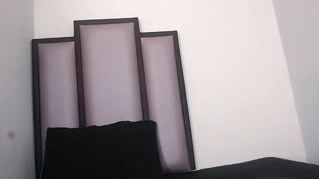 Lucy-23's cam snapshot