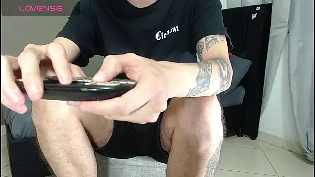 Matteo12_'s cam snapshot