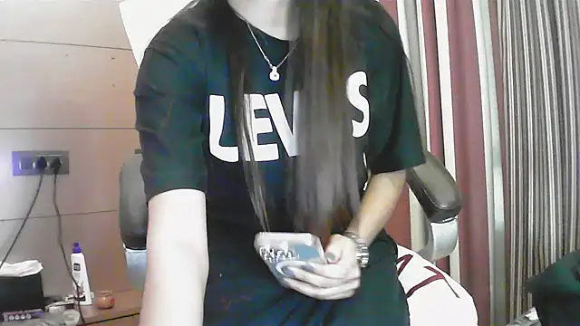 collage_hoty's cam snapshot