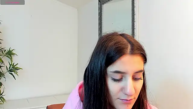 bad_dora's cam snapshot