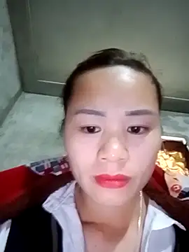 l_kiss's cam snapshot