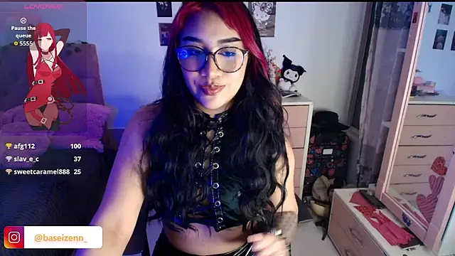 exodiakinky2's cam snapshot