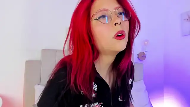 Violett_Nyx's cam snapshot