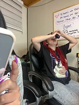 Catherine_pinkk's cam snapshot