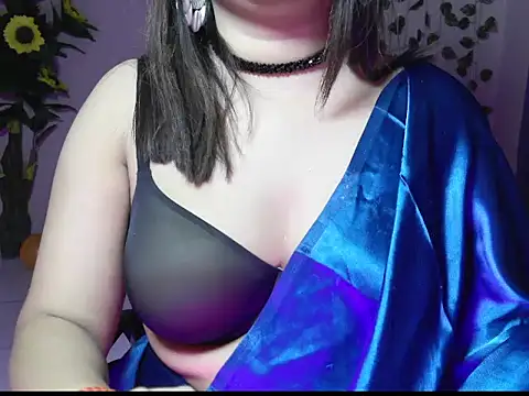 Saira_Hotty's cam snapshot