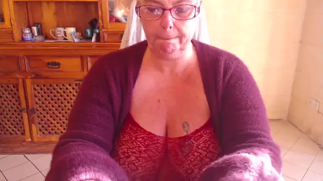 MISS_LINDAH live sex cam