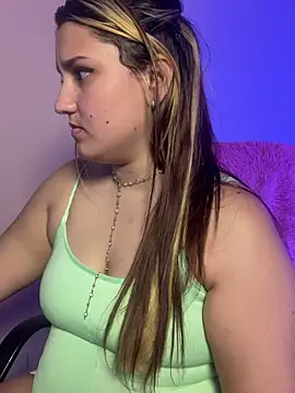 saray_gomez22's cam snapshot