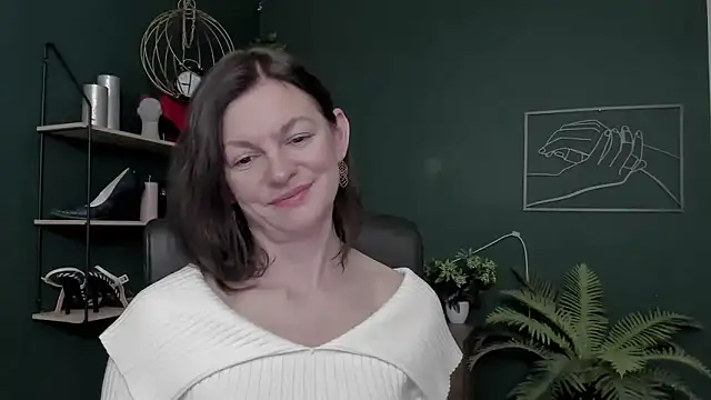 VivianWILD's cam snapshot