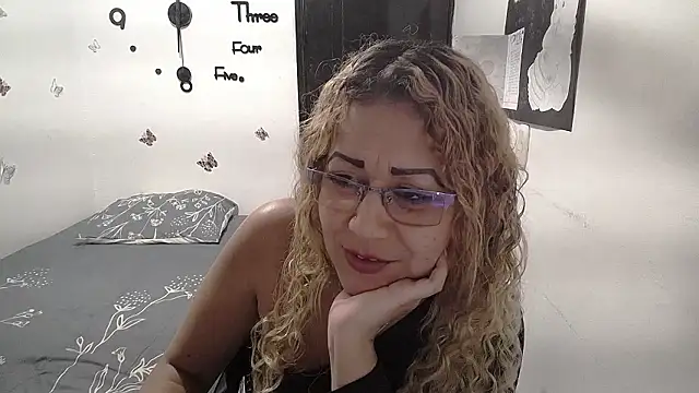 Escobar-Skarlet's cam snapshot